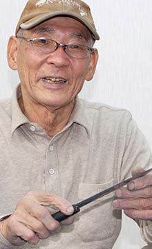 出刃っていうか、これは片刃なんですよ